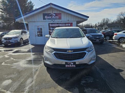 Used 2020 Chevrolet Equinox LT image 2