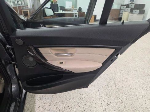 Used 2015 BMW 328i xDrive Sedan AWD/4WD image 28