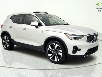 Used 2025 Volvo XC40 B5 Plus