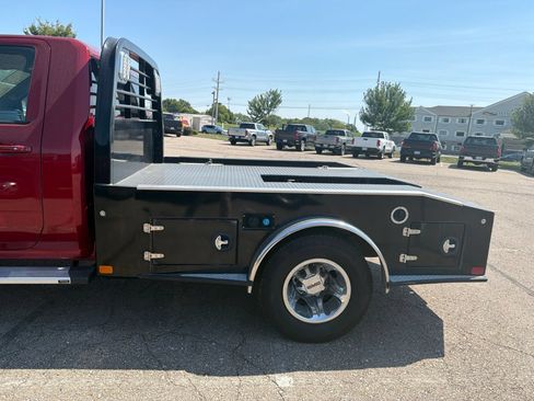 Used 2024 GMC Sierra 3500 SLE w/ SLE Convenience Package AWD/4WD image 20