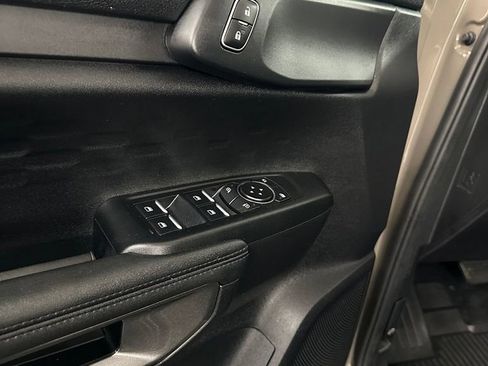 Used 2025 Ford Ranger XLT AWD/4WD image 9