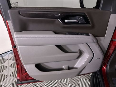 New 2026 GMC Yukon Elevation w/ LPO, Get Active Package image 22