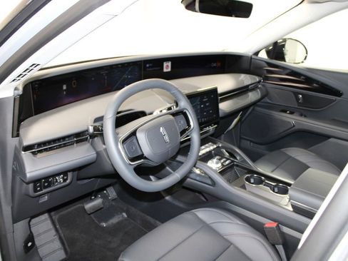 New 2026 Lincoln Nautilus Premier AWD/4WD image 23
