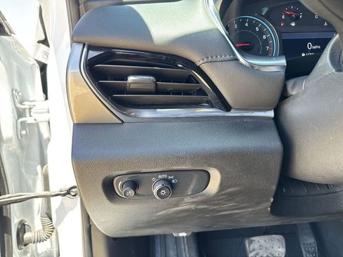 Certified 2023 Chevrolet Traverse LT w/ LPO, Floor Liner Package AWD/4WD image 22