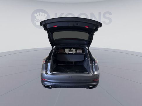 Used 2020 Porsche Cayenne AWD/4WD image 25
