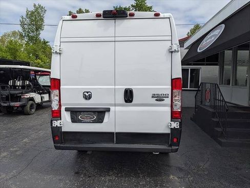 Used 2023 RAM ProMaster 3500 w/ Convenience Group FWD image 4