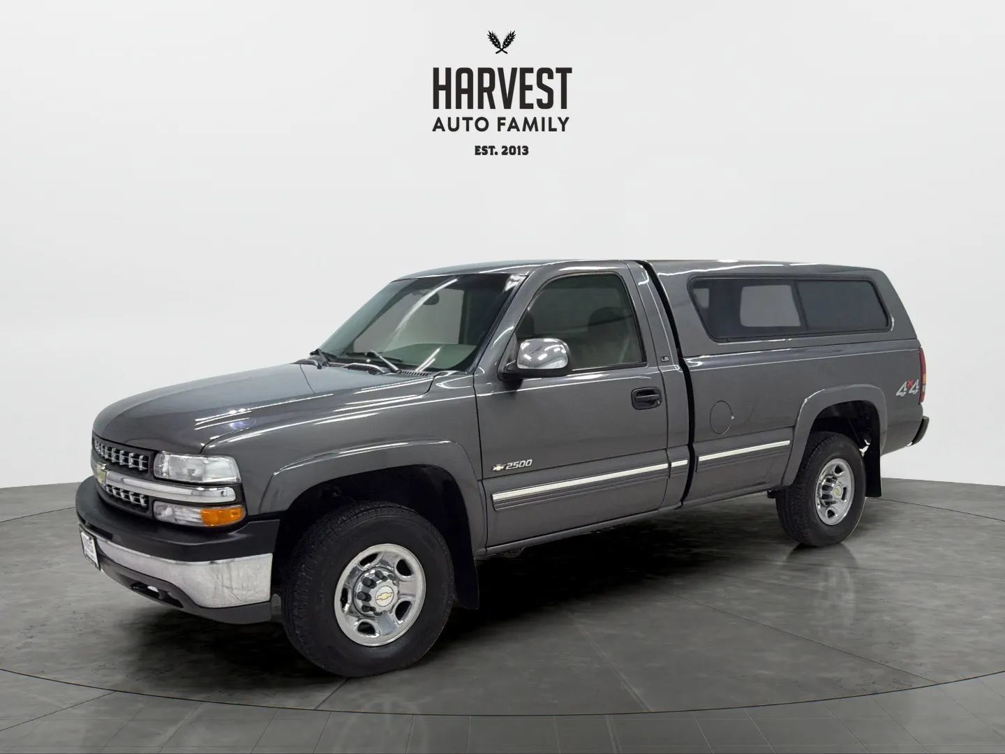 Used 1999 Chevrolet Silverado 2500 LS w/ Firm Ride Suspension Pkg AWD/4WD image 1