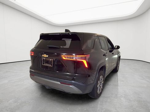 Used 2026 Chevrolet Equinox LT FWD image 32