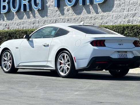 Used 2024 Ford Mustang GT Premium image 6