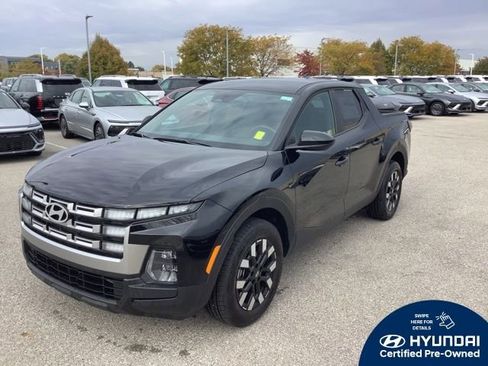 Certified 2025 Hyundai Santa Cruz SE image 1