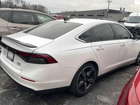 Used 2023 Honda Accord Sport image 4