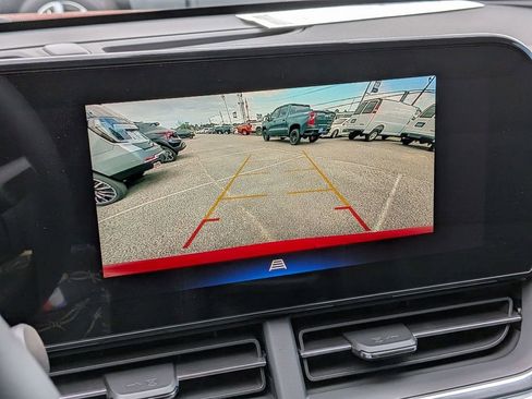 New 2026 Chevrolet Trax LT w/ Sunroof Package image 24