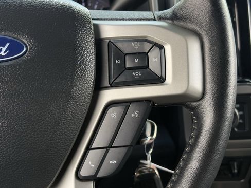 Used 2022 Ford F250 Lariat w/ Lariat Value Package AWD/4WD image 17