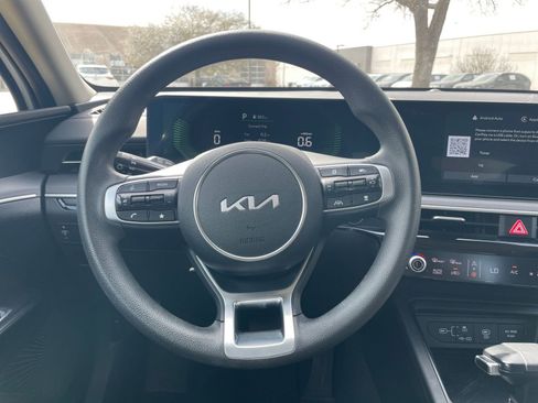 Used 2025 Kia K5 LXS image 31