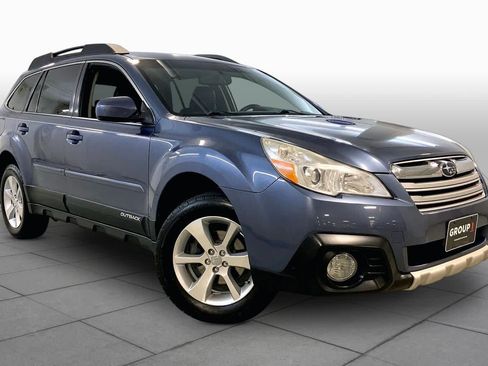 Used 2014 Subaru Outback 2.5i Limited AWD/4WD image 2