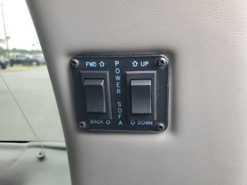 Used 2024 GMC Savana 2500 RWD image 34