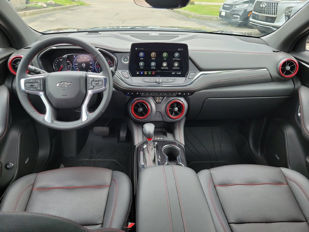 Used 2023 Chevrolet Blazer RS w/ Driver Confidence II Package FWD image 11