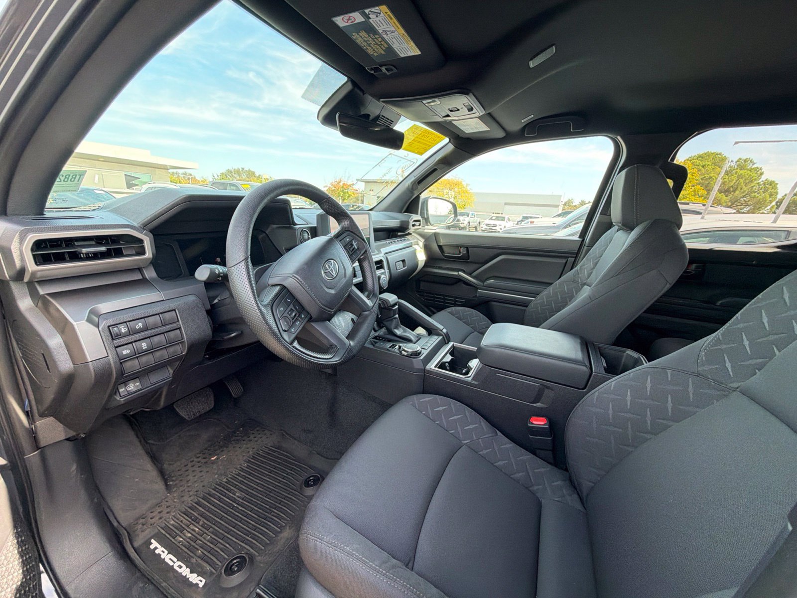 Used 2026 Toyota Tacoma SR5 AWD/4WD image 5