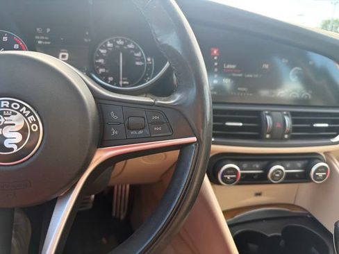 Used 2019 Alfa Romeo Giulia Ti w/ Quick Order Package 22X Lusso AWD/4WD image 20