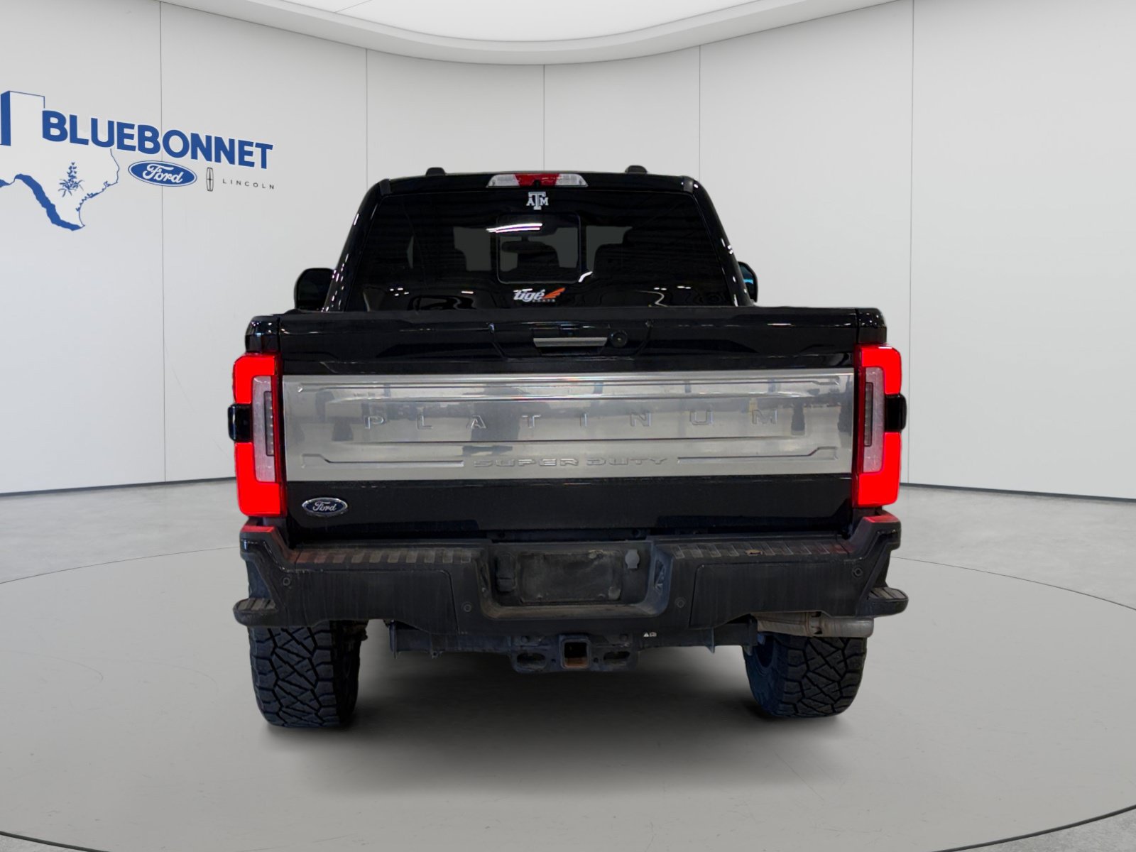Used 2024 Ford F250 Platinum AWD/4WD image 6