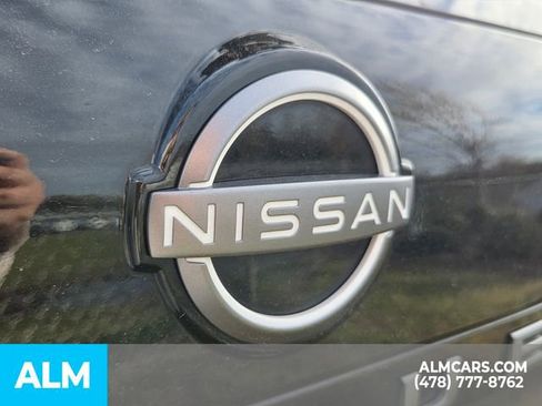 Used 2025 Nissan Rogue SV image 8