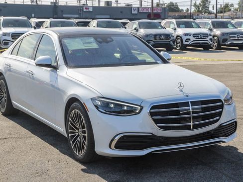 New 2026 Mercedes-Benz S 580e 4MATIC Sedan image 3