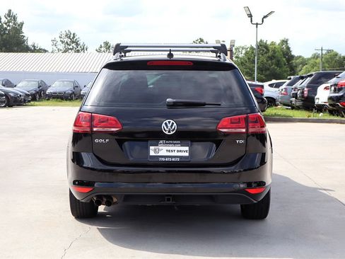 Used 2015 Volkswagen Golf TDI S FWD image 6