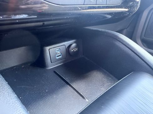 Used 2022 Ford Escape SE FWD image 23