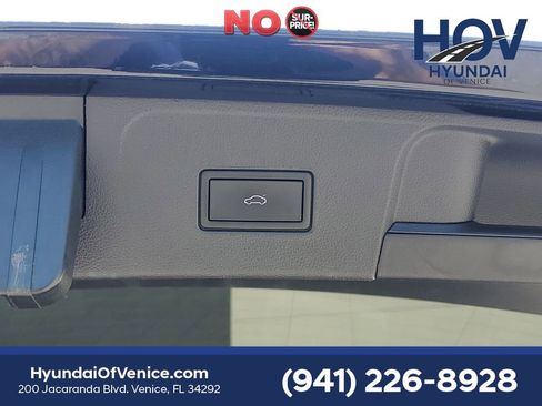 Used 2023 Volkswagen Atlas SEL Premium AWD/4WD image 12