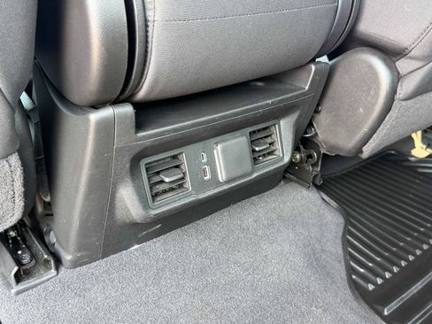 Used 2025 Chevrolet Silverado 2500 LT w/ Convenience Package AWD/4WD image 20