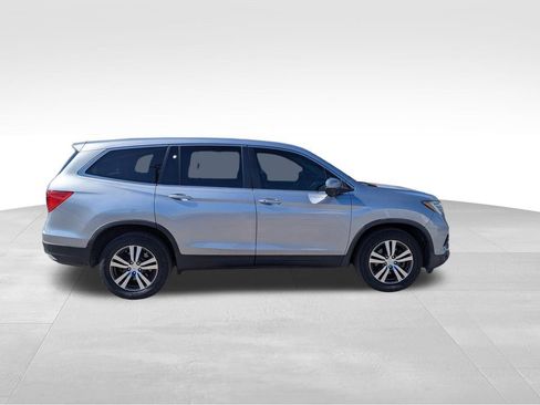 Used 2017 Honda Pilot EX-L image 3