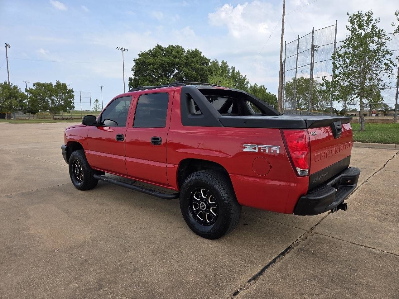Used 2004 Chevrolet Avalanche Z66 RWD image 6