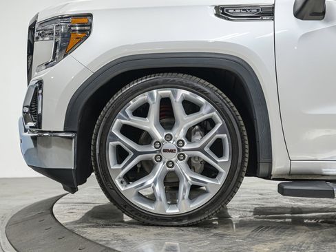 Used 2019 GMC Sierra 1500 SLT w/ SLT Premium Plus Package AWD/4WD image 3