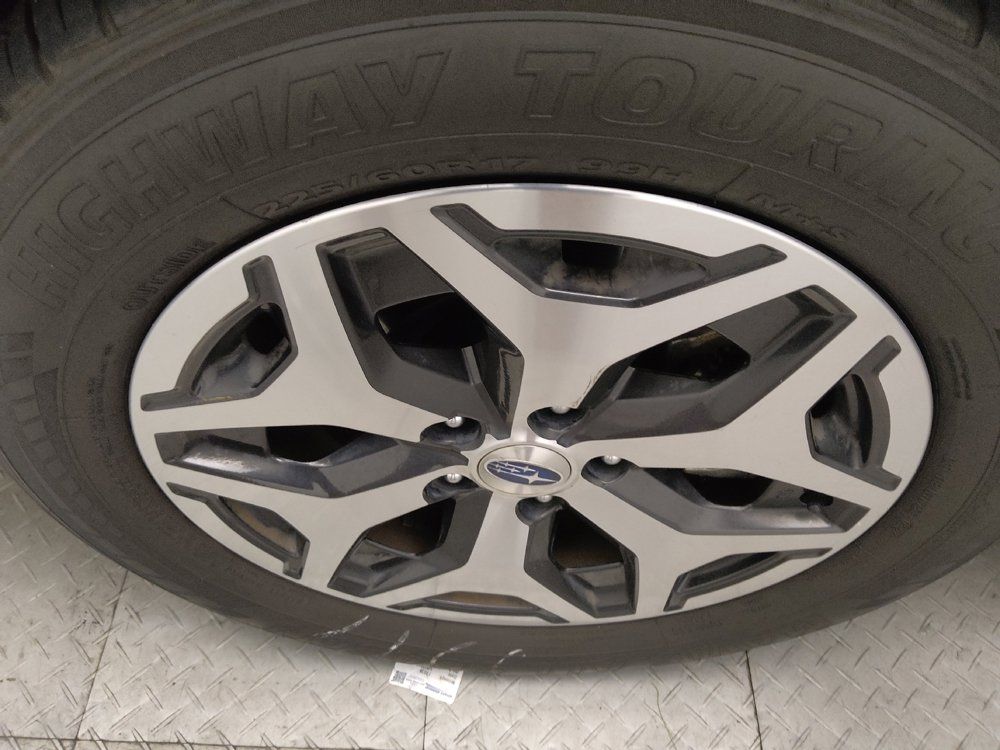 Used 2024 Subaru Forester Premium AWD/4WD image 31
