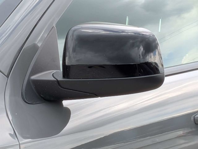 Used 2025 Dodge Durango GT RWD image 9