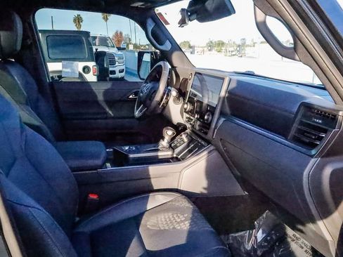 Used 2024 Lexus GX 550 550 Overtrail image 19