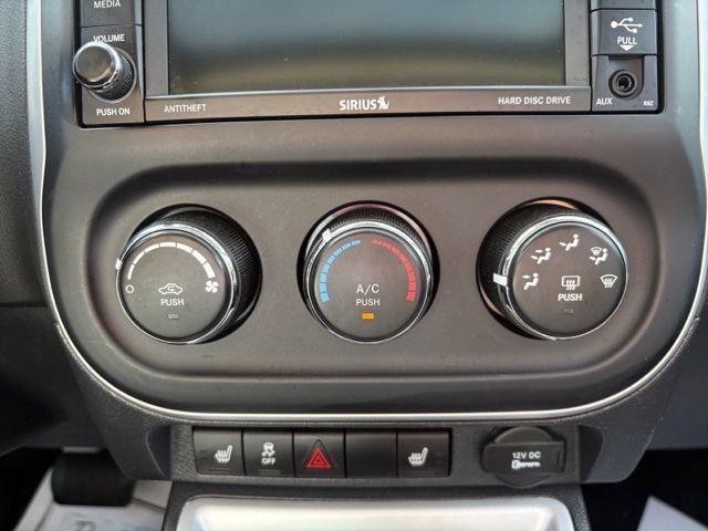 Used 2017 Jeep Compass High Altitude AWD/4WD image 31