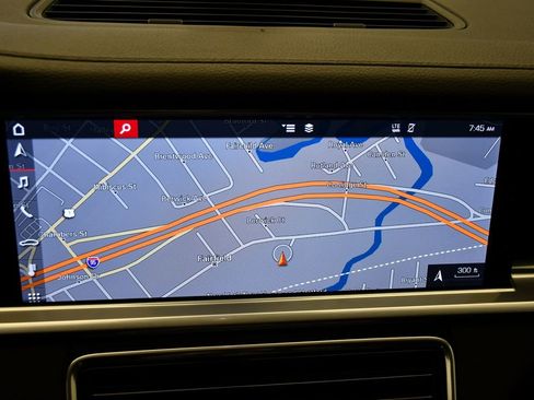 Used 2020 Porsche Panamera 4 image 28