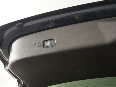 Used 2024 Lincoln Nautilus Black Label image 18