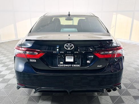 Used 2023 Toyota Camry SE w/ Convenience Package FWD image 4