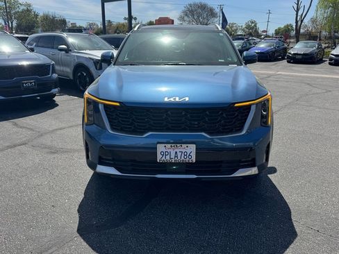 Used 2025 Kia Sorento EX image 8