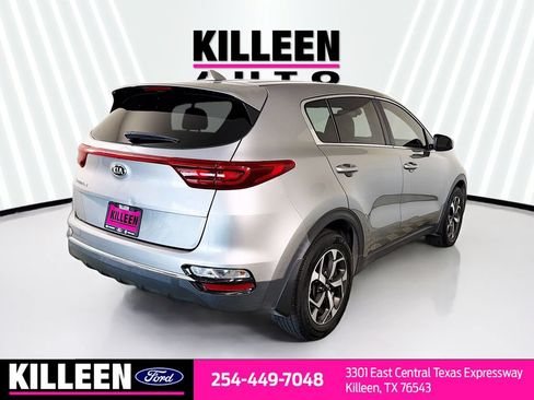 Used 2020 Kia Sportage LX FWD image 9