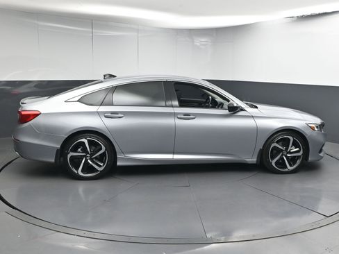 Used 2021 Honda Accord Sport Special Edition image 9