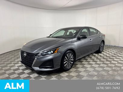Used 2025 Nissan Altima 2.5 SV