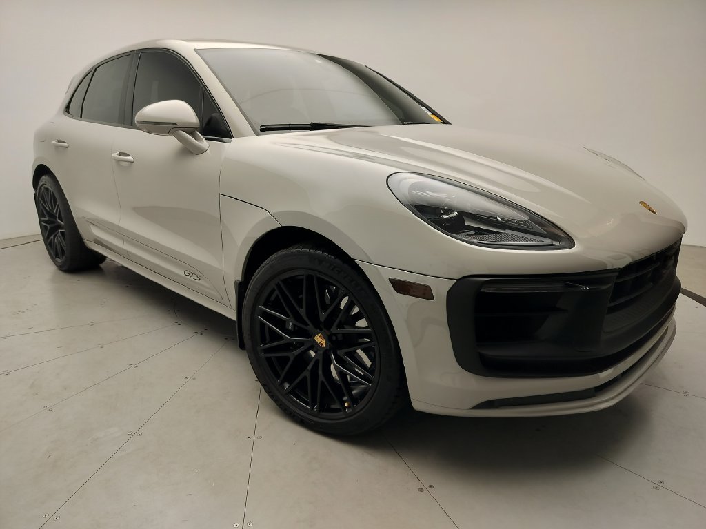 Used 2023 Porsche Macan GTS AWD/4WD image 23