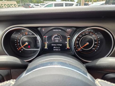 Certified 2020 Jeep Gladiator Sport w/ Quick Order Package 24S AWD/4WD image 32