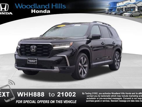 Certified 2025 Honda Pilot Touring image 1