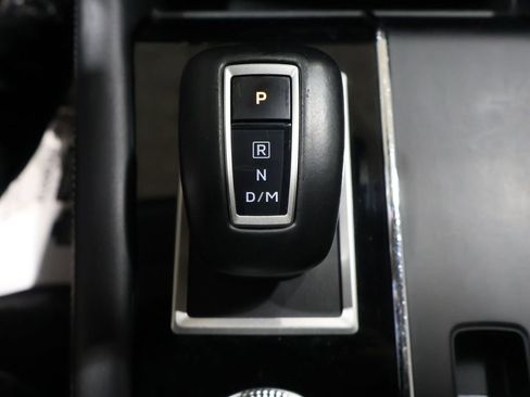 Used 2024 Mitsubishi Outlander SE image 34