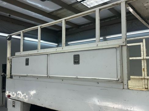 Used 2008 Ford F450 2WD Regular Cab Super Duty image 8