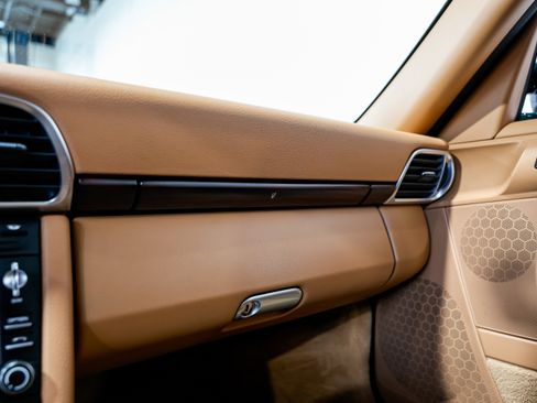 Used 2011 Porsche 911 Carrera S image 15